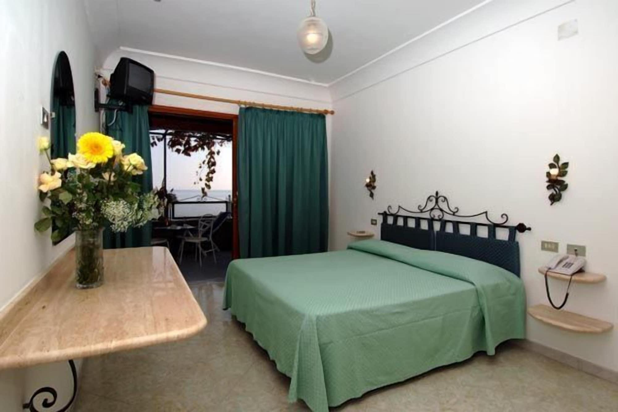 Hotel Pupetto Positano Buitenkant foto